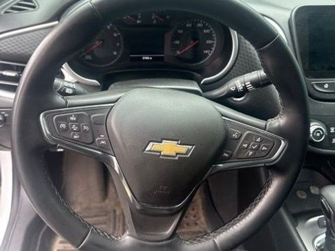 Used 2024 Chevrolet Malibu RS FWD image 7
