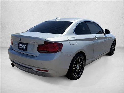 Used 2020 BMW 230i Coupe w/ Convenience Package RWD image 4