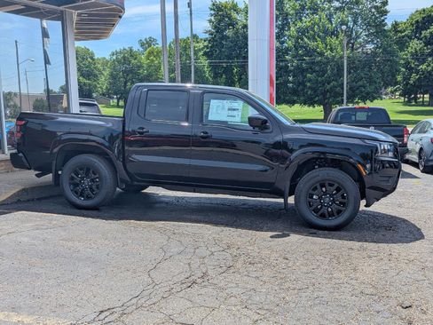 New 2026 Nissan Frontier SV AWD/4WD image 9