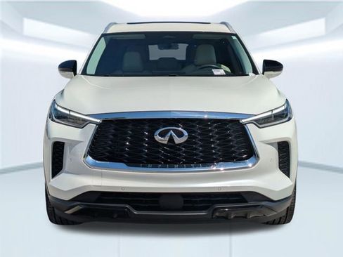 Used 2023 INFINITI QX60 Luxe w/ Cargo Package FWD image 11