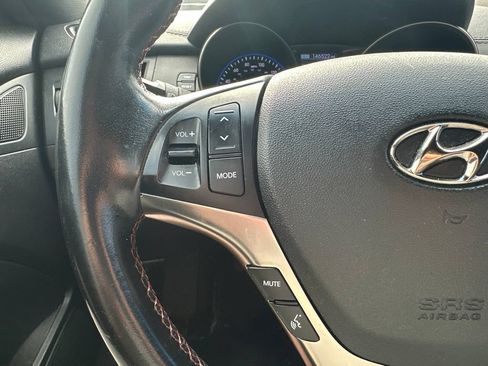 Used 2016 Hyundai Genesis Coupe 3.8 RWD image 20