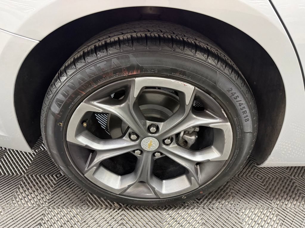 Used 2022 Chevrolet Malibu LT FWD image 19