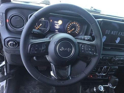 New 2026 Jeep Gladiator Rubicon image 13