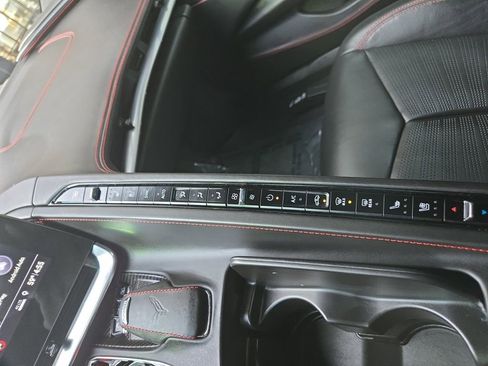 Used 2020 Chevrolet Corvette Stingray Premium Cpe w/ 3LT Preferred Equipment Group image 28