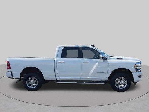 Used 2024 RAM 2500 Laramie AWD/4WD image 12