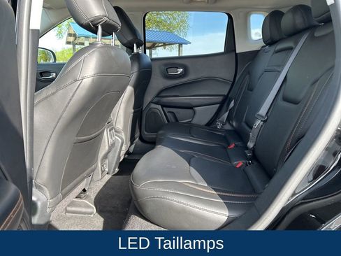Used 2018 Jeep Compass Limited w/ Navigation Group AWD/4WD image 12