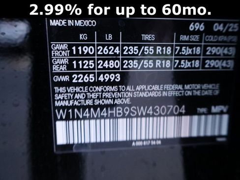 New 2025 Mercedes-Benz GLB 250 4MATIC image 40