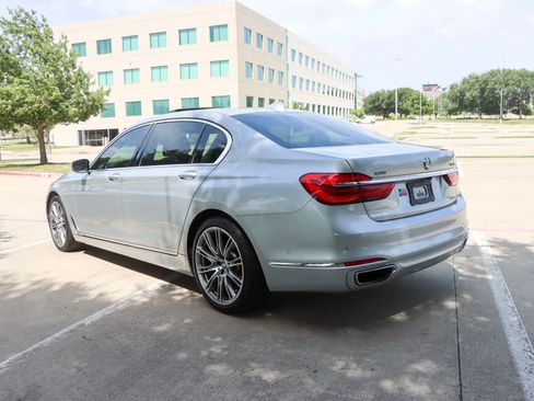 Used 2017 BMW 750i xDrive AWD/4WD image 5