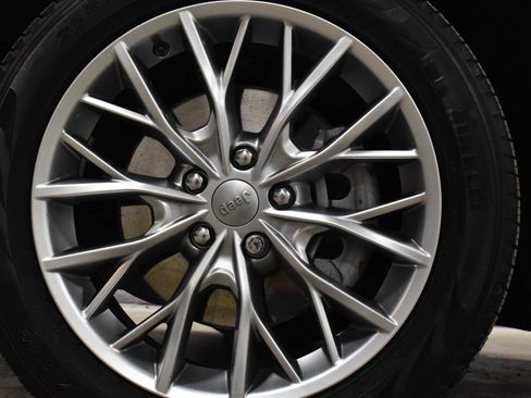 Used 2023 Jeep Grand Cherokee L Summit w/ Advanced Protech Group IV image 37