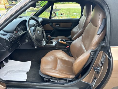 Used 2001 BMW Z3 3.0i RWD image 12