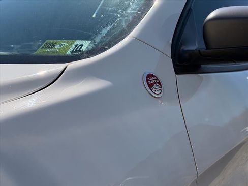 Used 2019 Jeep Cherokee Trailhawk image 5