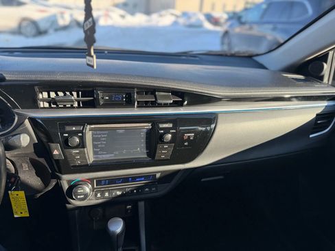 Used 2014 Toyota Corolla S image 30