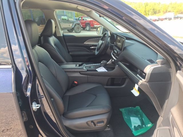 New 2026 Toyota Grand Highlander XLE FWD image 29