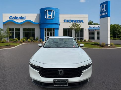Used 2024 Honda Accord EX image 10
