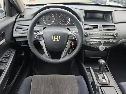 Used 2009 Honda Accord LX-P image 8