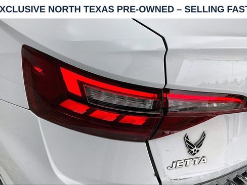 Used 2021 Volkswagen Jetta R-Line FWD image 33