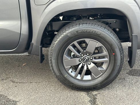 New 2026 Nissan Frontier SV w/ All-Weather Content Package AWD/4WD image 19