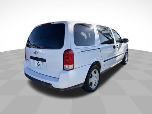 Used 2005 Chevrolet Uplander w/ Climate Package FWD image 9