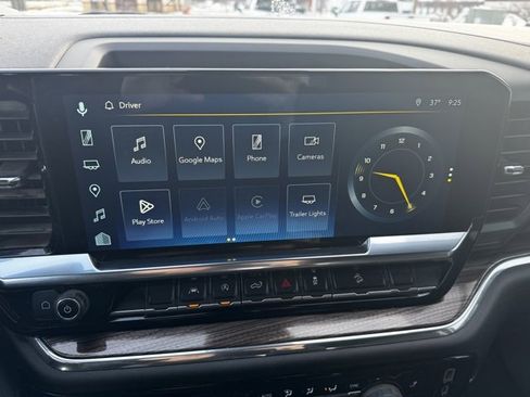 Used 2024 Chevrolet Silverado 1500 RST image 3