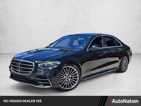 Used 2022 Mercedes-Benz S 500 4MATIC image 1