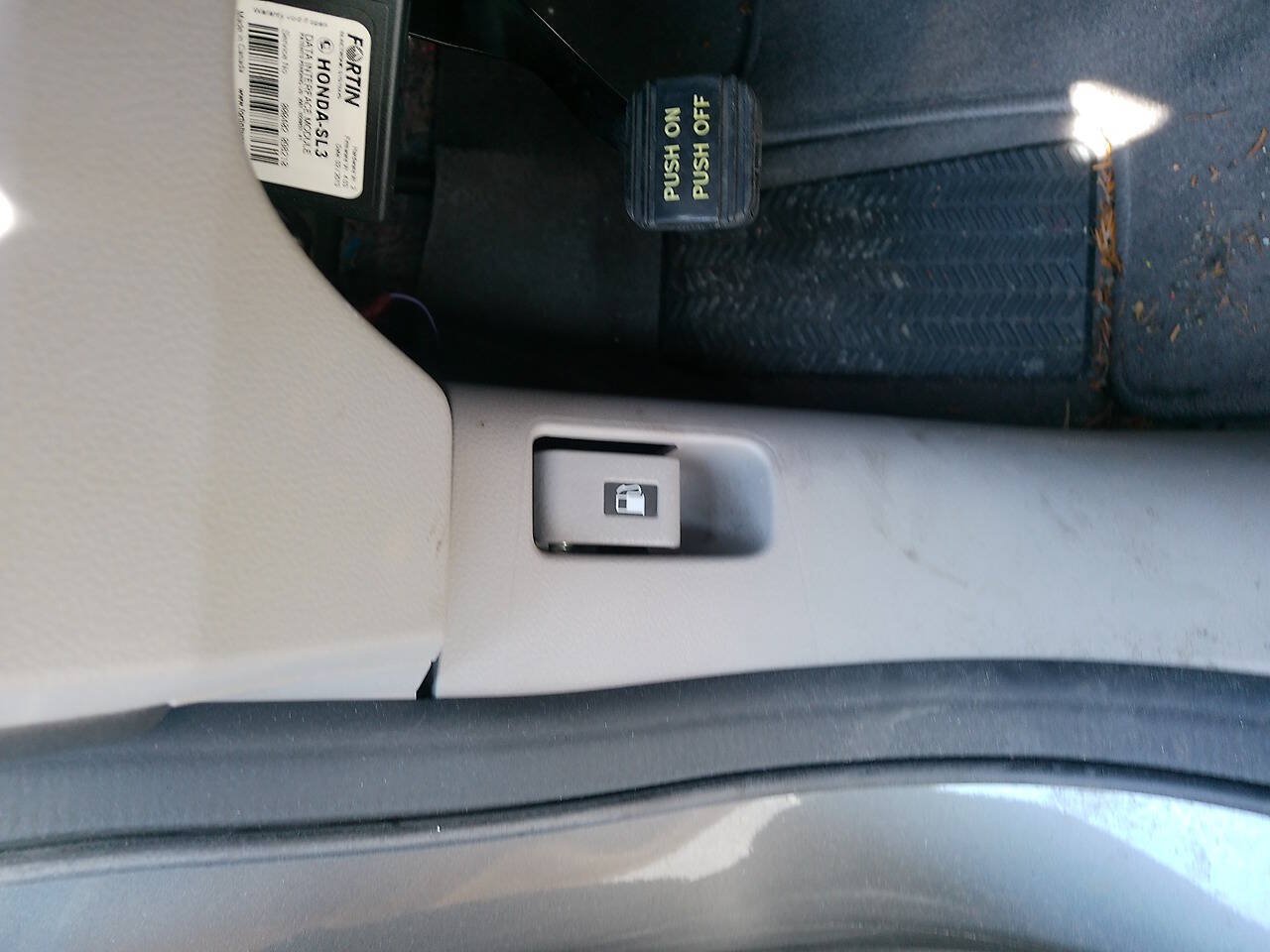Used 2013 Honda CR-V LX image 35