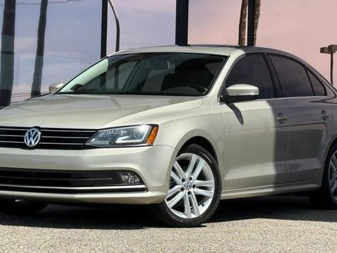 Used 2015 Volkswagen Jetta TDI SEL image 2