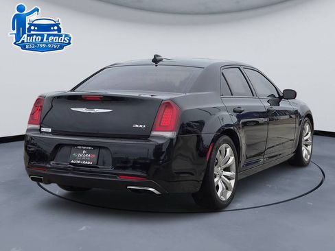 Used 2016 Chrysler 300 S RWD image 5