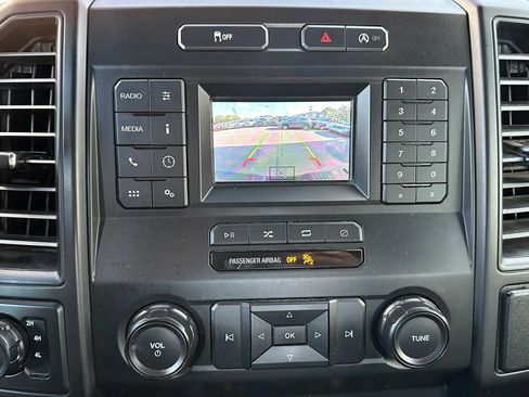 Used 2019 Ford F150 XL w/ XL Power Equipment Group AWD/4WD image 17