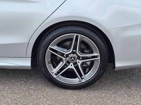Used 2019 Mercedes-Benz C 300 4MATIC Sedan image 13