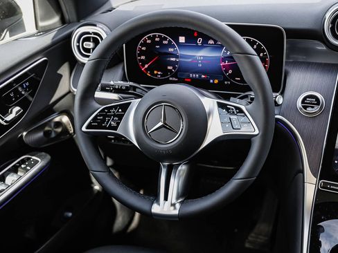 New 2026 Mercedes-Benz GLC 300 4MATIC image 13