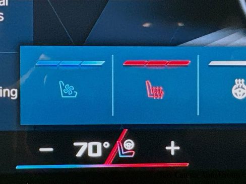 Used 2025 BMW M4 xDrive Competition w/ Executive Package AWD/4WD image 21