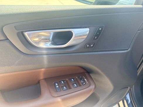 Certified 2023 Volvo XC60 B5 Plus AWD/4WD image 15