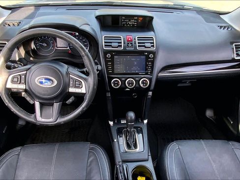 Used 2018 Subaru Forester 2.5i Touring w/ Popular Package #3B image 16