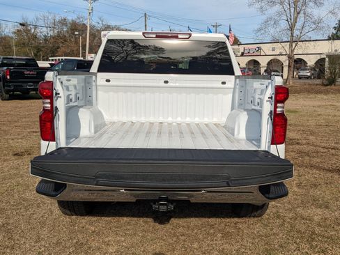 New 2025 Chevrolet Silverado 1500 LT image 13