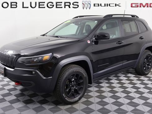 Used 2022 Jeep Cherokee Trailhawk w/ Sun, Sound & Nav Group AWD/4WD image 5