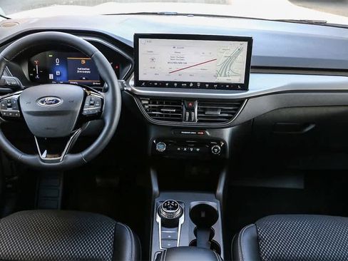 New 2025 Ford Escape SE w/ Class II Trailer Tow Package image 12