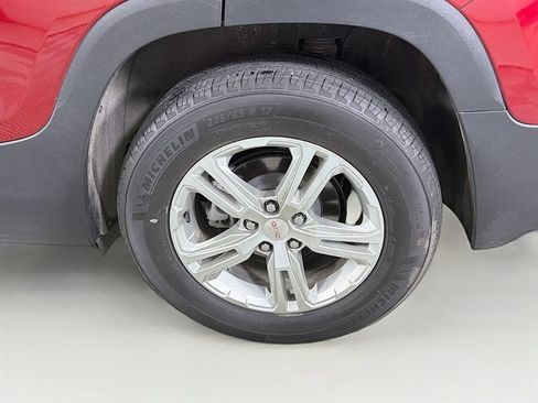 Used 2024 GMC Terrain SLE w/ Driver Convenience Package FWD image 24