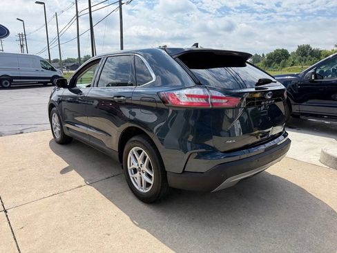 Used 2024 Ford Edge SEL w/ Convenience Package AWD/4WD image 7