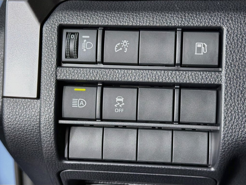 New 2026 Toyota 4Runner SR5 AWD/4WD image 14