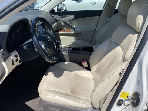 Used 2012 Lexus IS 250 w/ Premium Pkg Value Edition RWD image 11