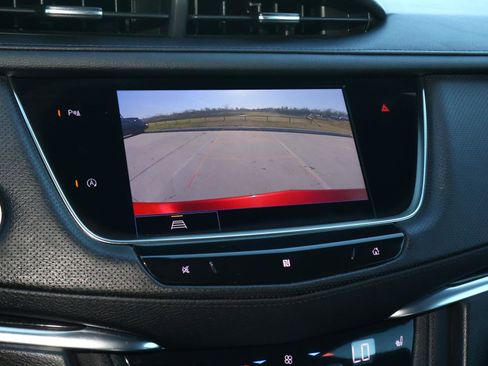 Certified 2021 Cadillac XT5 Premium Luxury image 31