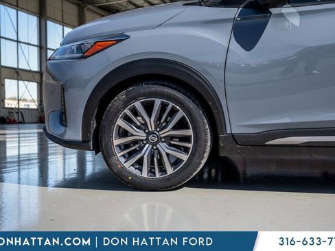Used 2021 Nissan Kicks SR w/ SR Premium Package image 31