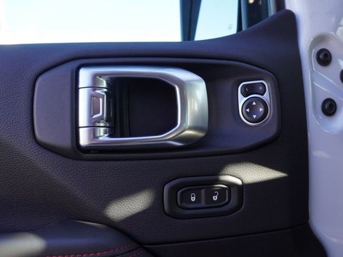 New 2026 Jeep Wrangler Rubicon image 10