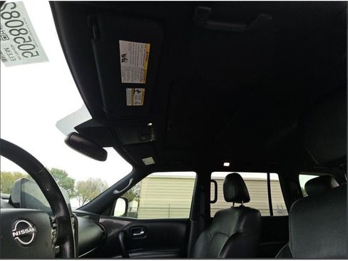 Used 2023 Nissan Armada SL w/ Midnight Edition Package image 31