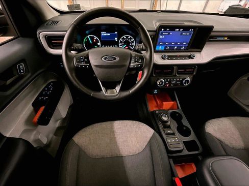 Certified 2024 Ford Maverick XLT w/ XLT Luxury Package image 5