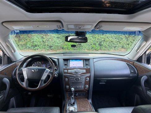 Used 2017 INFINITI QX80 4WD w/ All Season Package image 26