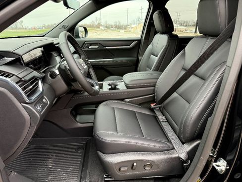 New 2026 GMC Acadia Elevation w/ Black Edition FWD image 11