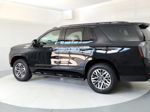 Used 2025 Chevrolet Tahoe Z71 w/ Comfort Package AWD/4WD image 4