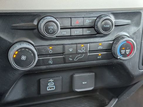 Used 2025 Ford F250 XLT AWD/4WD image 18