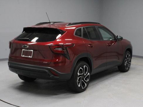 Used 2025 Chevrolet Trax RS w/ Driver Confidence Package FWD image 10